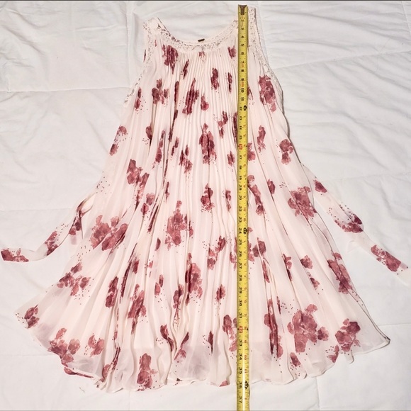 FREE PEOPLE Accordion Pleat Chiffon Dress Sz M - Picture 6 of 7